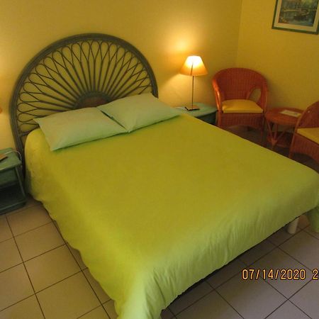 Bed and Breakfast Locatlantique Ейтре Екстер'єр фото