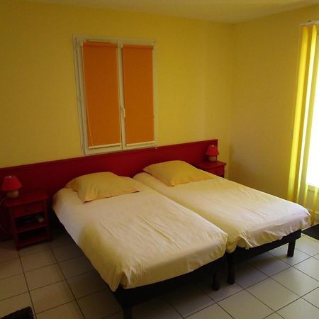 Bed and Breakfast Locatlantique Ейтре Екстер'єр фото