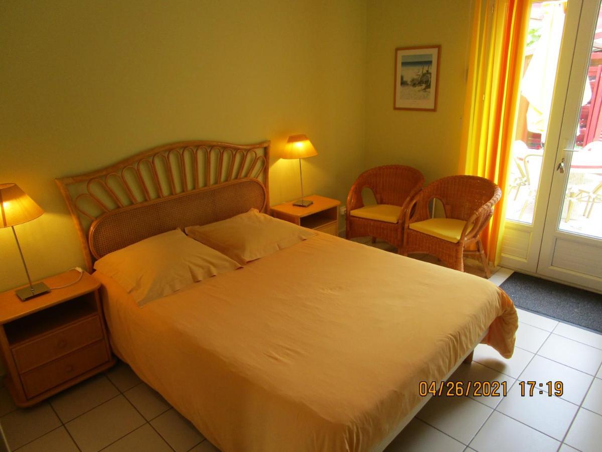 Bed and Breakfast Locatlantique Ейтре Екстер'єр фото