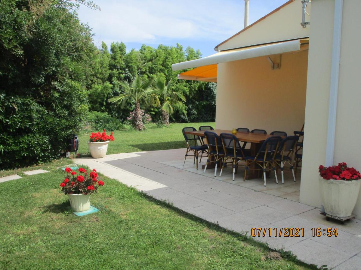 Bed and Breakfast Locatlantique Ейтре Екстер'єр фото